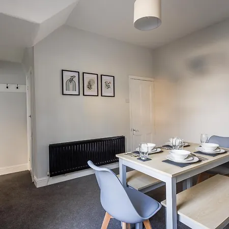 3 Bedroom Perfect For Contractors *
